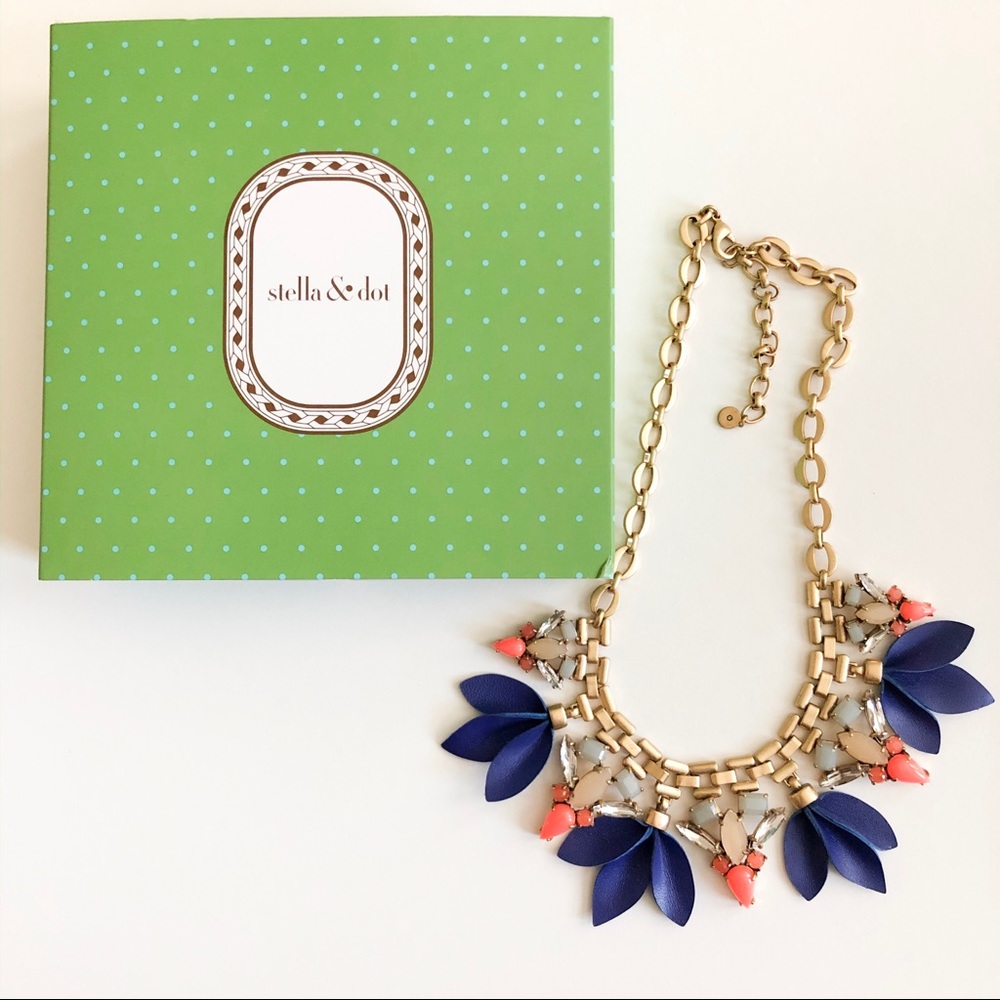NIB Stella & Dot Melia Statement Necklace